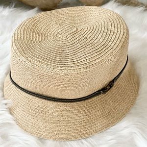Nine West Hat, Women’s Fedora OS, Beige/Tan, Excellent Condition